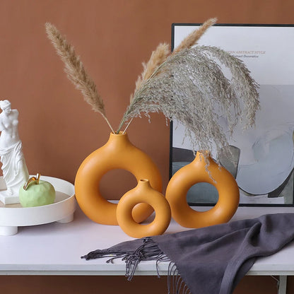 Donut Ceramic Hollow Vase