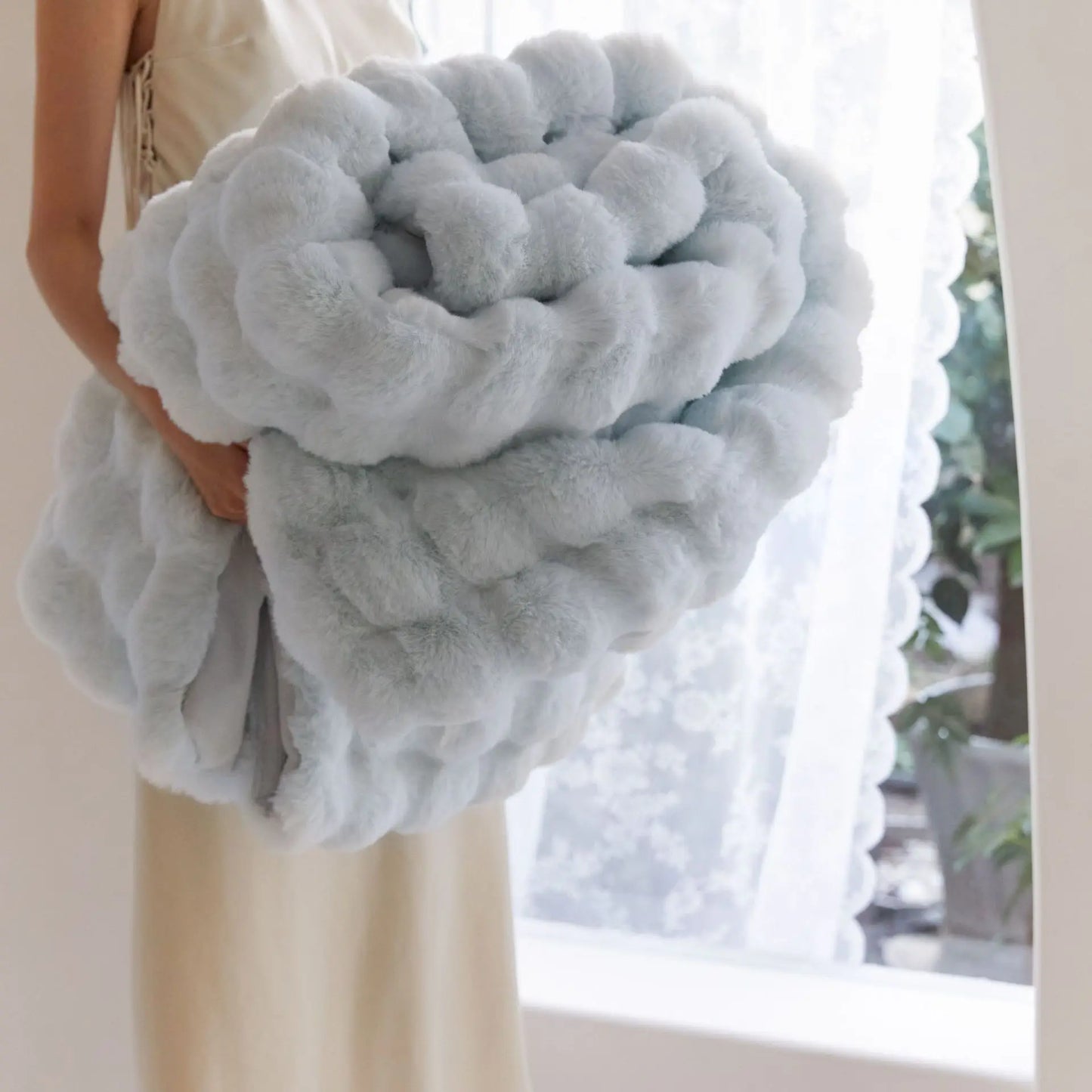 Soft Lambswool Cozy Blanket